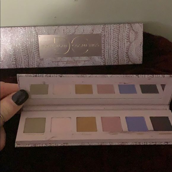 Dominique Cosmetics eyeshadow palette. Sale!!! 🤩🤩🤩🤩 - Picture 2 of 3